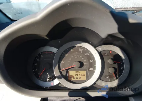 2011 Toyota Rav4 z USA, uszkodzony, nr VIN 2T3BF4DVXBW132248